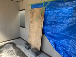 千葉県　船橋市　ユニットハウス　窓修理